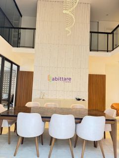 Casa duplex de 340m² com 5 suítes + espaço gourmet com piscina no Alphaville Araçagy