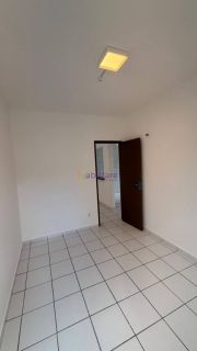 Vendo Apartamento no condomínio Vitré - 3º Andar - Nascente