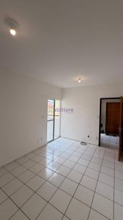 Vendo Apartamento no condomínio Vitré - 3º Andar - Nascente