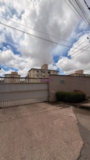 Vendo Apartamento no condomínio Vitré - 3º Andar - Nascente