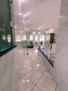 Casa Solta de 205,14m² com 2 quartos (1 suíte) e Ponto Comercial