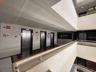 Alugo sala comercial no Edificio Metropolitan mobiliada - Calhau