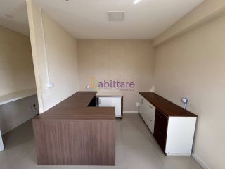 Alugo sala comercial no Edificio Metropolitan mobiliada - Calhau