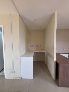 Alugo sala comercial no Edificio Metropolitan mobiliada - Calhau