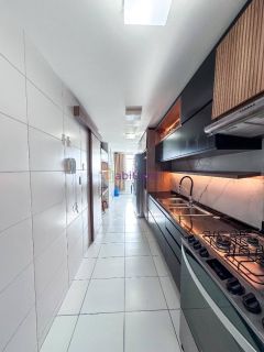OPORTUNIDADE! Apartamento de 151m² com 3 suítes e escritorio no Edifício Essenza