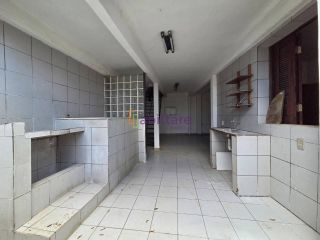 Casa solta no Centro de 150m³ - 3 suítes - Próxima ao Hospital da Criança