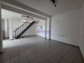 Casa solta no Centro de 150m³ - 3 suítes - Próxima ao Hospital da Criança