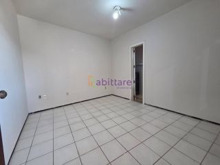 Casa solta no Centro de 150m³ - 3 suítes - Próxima ao Hospital da Criança