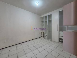 Casa solta no Centro de 150m³ - 3 suítes - Próxima ao Hospital da Criança