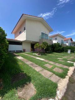 Casa no Cond. Andorra - 4 quartos (3 suítes) com excelente quintal