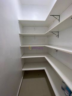 Casa no Cond. Andorra - 4 quartos (3 suítes) com excelente quintal