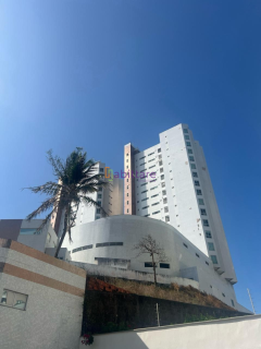 Apartamento de 400m² com 4 suítes no Condomínio CASA DO MORRO