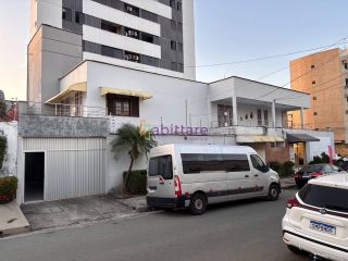 CASA DUPLEX MOBILIADA + PONTO COMERCIAL | 4 SUÍTES | 300m²