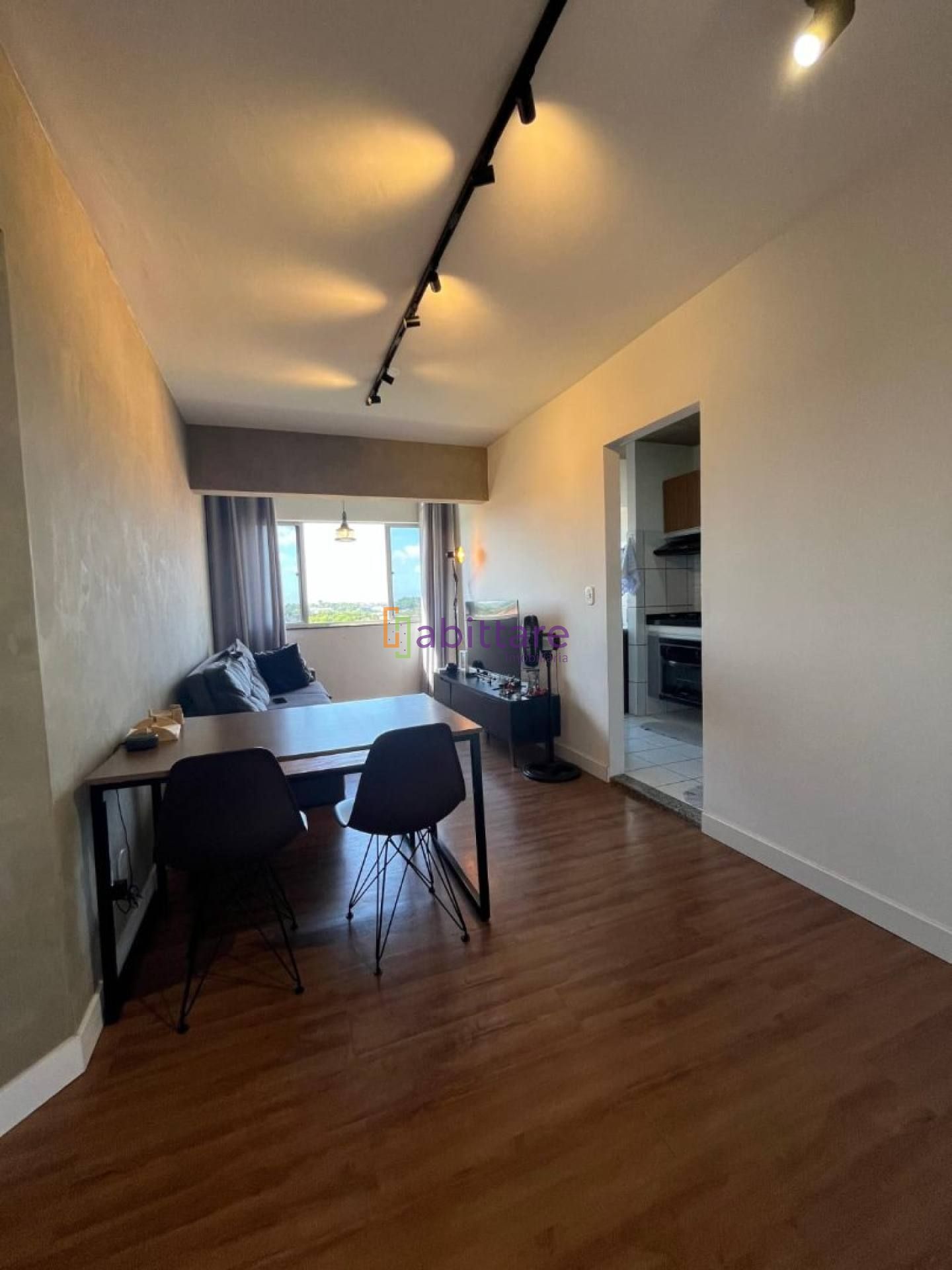 Apartamento Mobiliado à Venda no Ed. Nascimento de Moraes - Vinhais