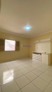 Alugo Casa no Vinhais de 350m² com 3 quartos sendo 1 suíte master