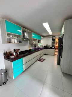 CASA DUPLEX DE ALTO PADRÃO – CONDOMÍNIO ECOVITALE