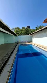 Casa duplex de 382m² com 5 suítes no Jardim Libanês/Olho D'água