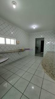 Casa duplex de 382m² com 5 suítes no Jardim Libanês/Olho D'água