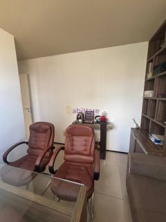 Condomínio Turim - Apartamento de 76m² com 2 suítes no Calhau