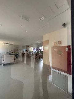 Condomínio Turim - Apartamento de 76m² com 2 suítes no Calhau