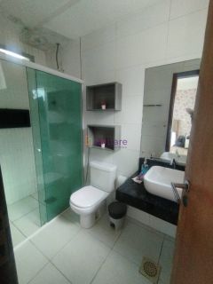 MANSÃO DUPLEX DE 800m² À VENDA NO OLHO D'ÁGUA – LADO PRAIA | PORTEIRA FECHADA