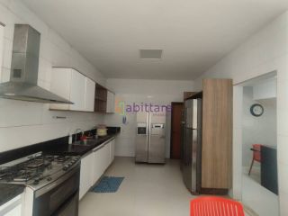 MANSÃO DUPLEX DE 800m² À VENDA NO OLHO D'ÁGUA – LADO PRAIA | PORTEIRA FECHADA