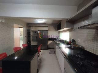 MANSÃO DUPLEX DE 800m² À VENDA NO OLHO D'ÁGUA – LADO PRAIA | PORTEIRA FECHADA