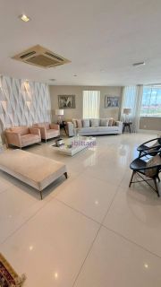 EXCLUSIVO! Apartamento no Ed. Frankfurt de 290m² - Vista Mar