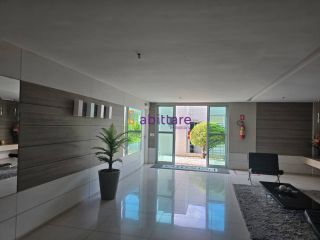 Alugo apartamento no Edifício Pericumã de 77m² com 2 suítes - Renascença