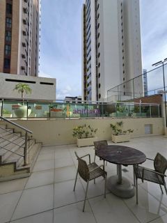 Alugo apartamento no Edifício Pericumã de 77m² com 2 suítes - Renascença