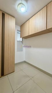 Alugo apartamento no Edifício Pericumã de 77m² com 2 suítes - Renascença