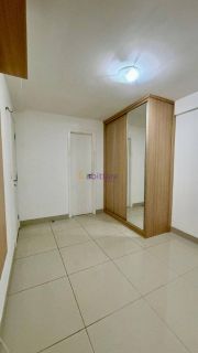 Alugo apartamento no Edifício Pericumã de 77m² com 2 suítes - Renascença