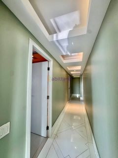 Apartamento exclusivo com fino acabamento no Ed. Paris de 370m² - Calhau