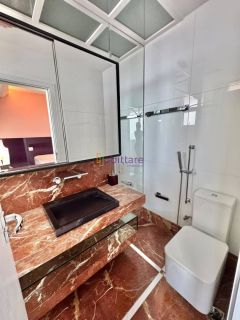 Apartamento exclusivo com fino acabamento no Ed. Paris de 370m² - Calhau