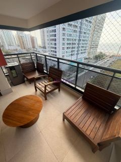Locação no Edifício Nazeu Quadros de 163m2 com 3 suítes - Vista Mar