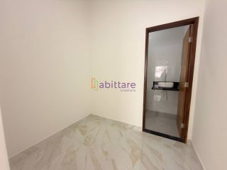 CASA SOLTA NASCENTE NO ARAÇAGY PERTO DA AVENIDA NORTE.