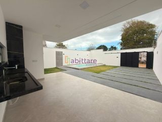 CASA SOLTA NASCENTE NO ARAÇAGY PERTO DA AVENIDA NORTE.