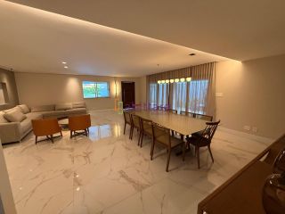 Casa de 440m² com 05 suítes no Condomínio The Prime, no Calhau
