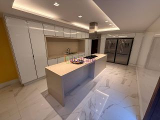 Casa de 440m² com 05 suítes no Condomínio The Prime, no Calhau