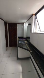 Apartamento de 220m² com 3 quartos (2 suítes) na Ponta D'areia