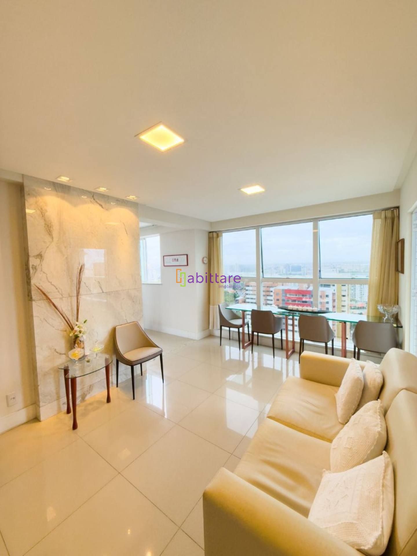 Apartamento no Vivendas Ponta do Farol -  81m² com 02 quartos (01 suíte)