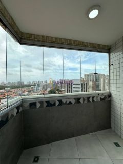 Apartamento de 92m² com 2 quartos (1 suíte com closet) no Versatille Condominium