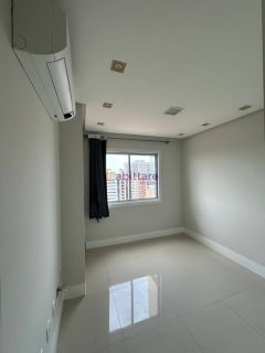 Apartamento de 92m² com 2 quartos (1 suíte com closet) no Versatille Condominium