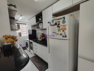 No Jardim Renascença - Apartamento de 83m² com 3 quartos (1 suíte).