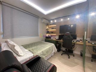 Casa de condomínio no Quintas do Calhau com 170m², 3 quartos (1 suíte) e espaço gourmet com piscina