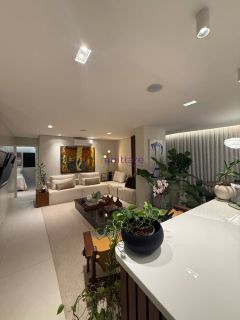 Apartamento mobiliado de 105m² com 2 suítes no Edifício Solarium - Ponta D'areia