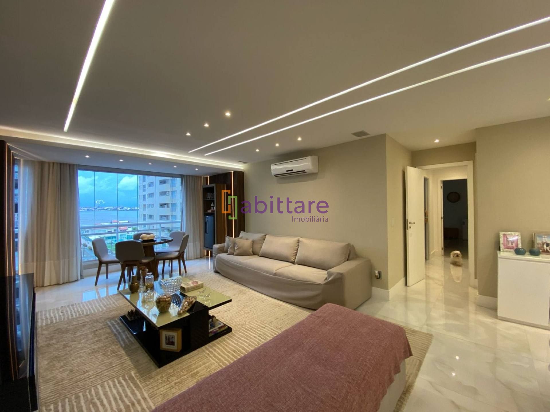 Apartamento no Solar da Península - 136m² - com moveis projetados