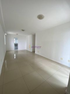 Apartamento no Solar da Península - 136m² nascente, andar médio.