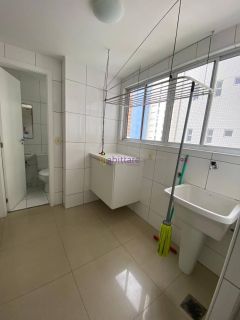 Apartamento no Solar da Península - 136m² nascente, andar médio.