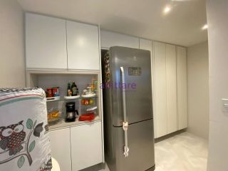 Apartamento no Solar da Península - 136m² - com moveis projetados